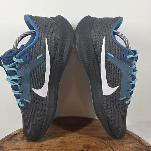 NFL X NIKE Air Zoom Pegasus 40 Miami Dolphins Mens Gray Size 11 Shoes DZ5997-001 main image 9